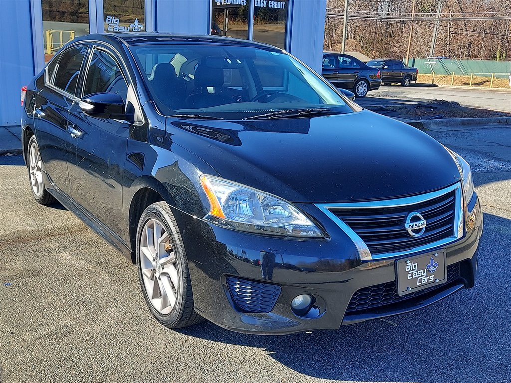 2015 Nissan Sentra SR's photo